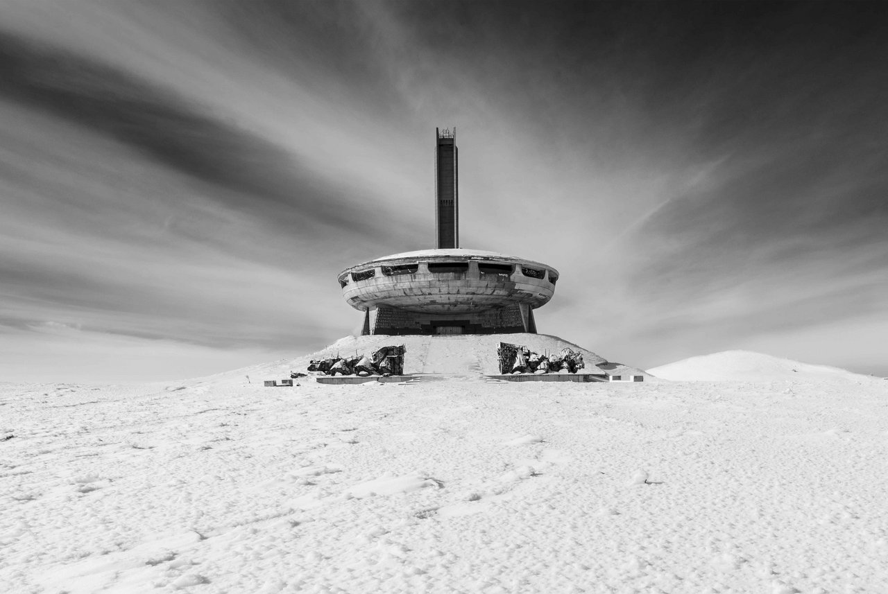 Buzludzha-Monument in the snow, Photo: Les Johnstone
